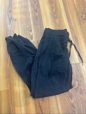 Lululemon Dance Studio Mid-Rise Jogger